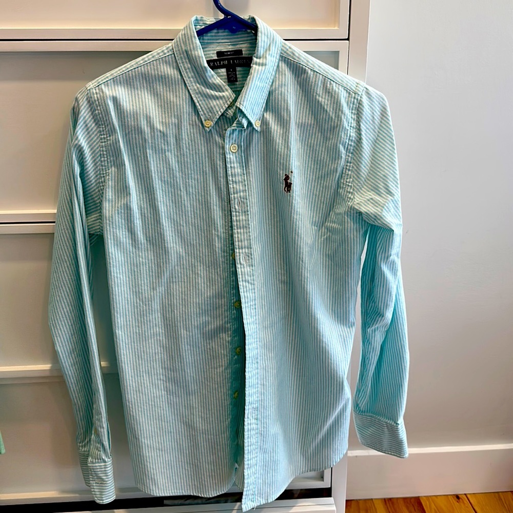 Ralph Lauren 100% cotton woman’s button down size 6